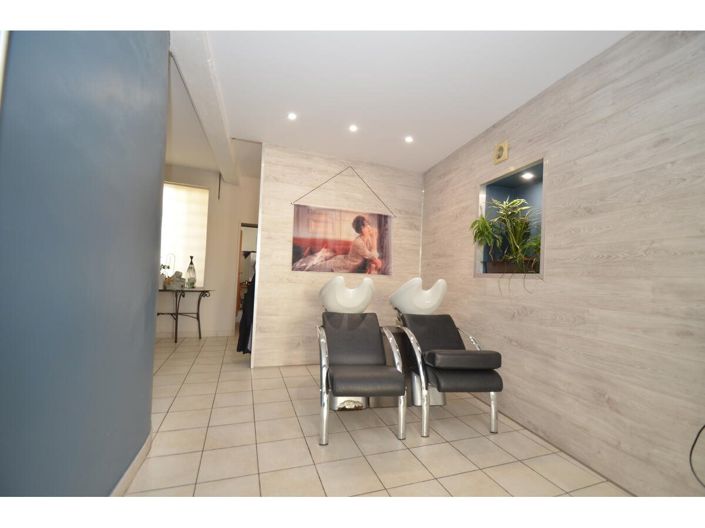 Image No.19-4 Bed House for sale