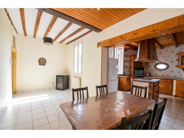 Image No.6-4 Bed House for sale