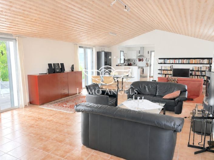 Image No.7-3 Bed House for sale
