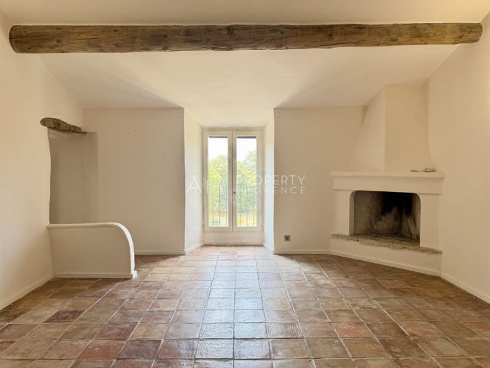 Image No.25-6 Bed House for sale