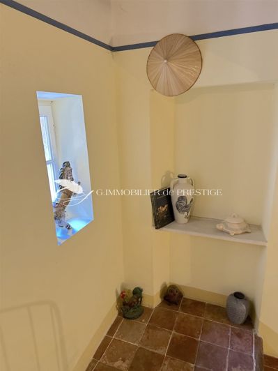 Image No.17-6 Bed House for sale