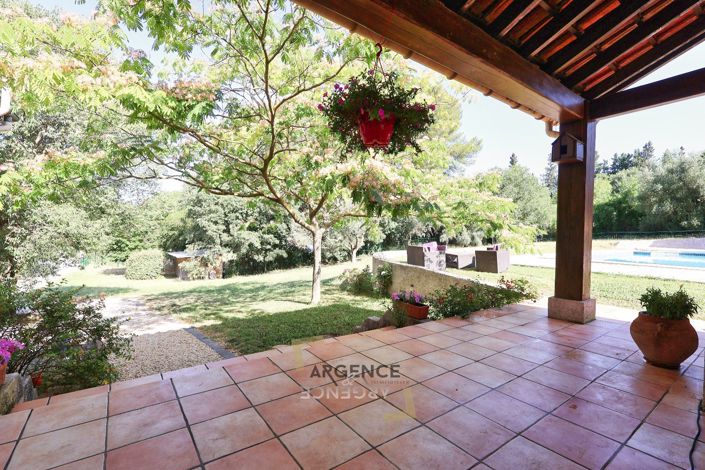 Image No.11-3 Bed House for sale