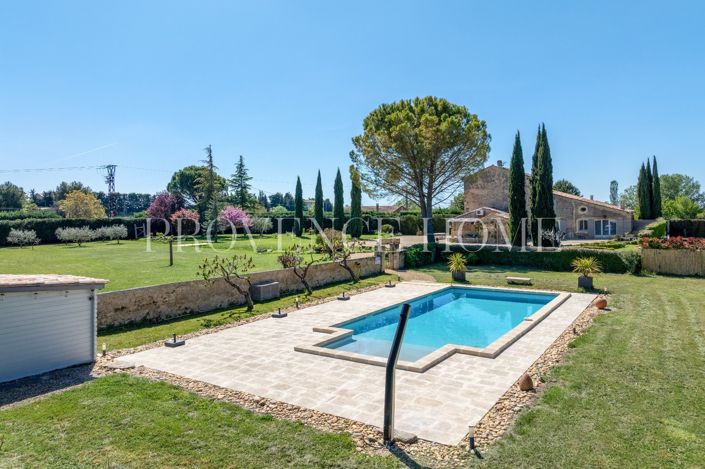 Image No.18-8 Bed House for sale