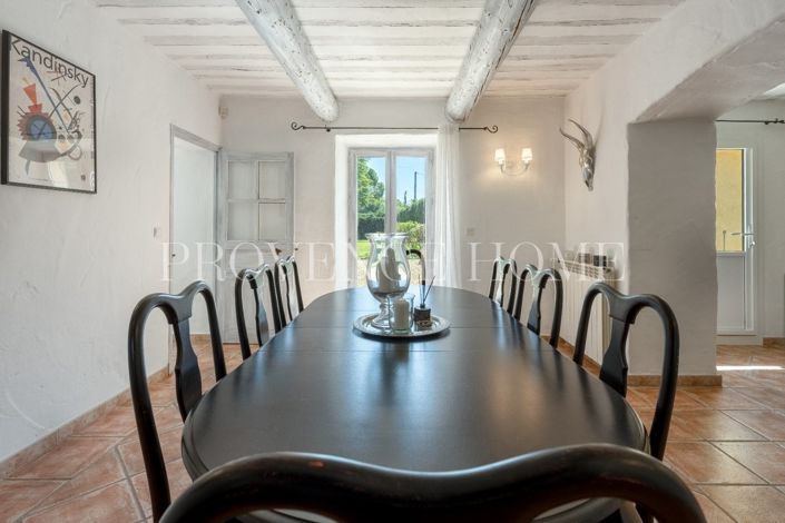 Image No.6-8 Bed House for sale