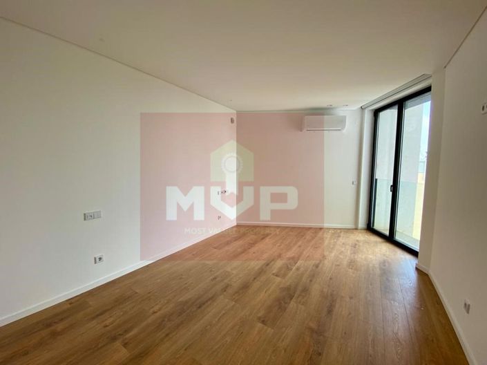 Image No.22-2 Bed Apartment for sale