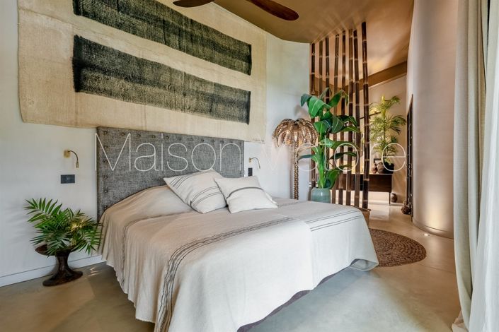 Image No.22-6 Bed House for sale