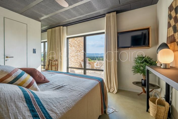 Image No.25-6 Bed House for sale