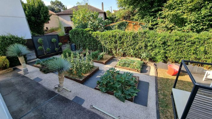 Image No.3-3 Bed House for sale