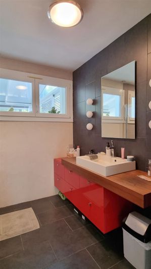 Image No.38-3 Bed House for sale