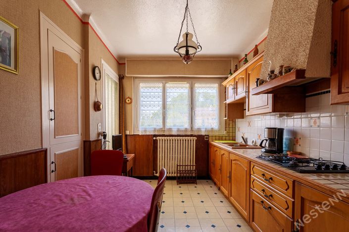 Image No.8-2 Bed House for sale