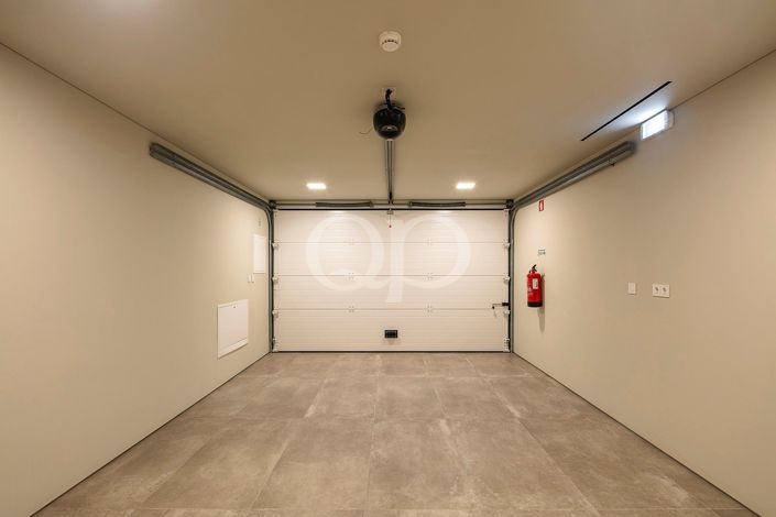 Image No.25-3 Bed House for sale