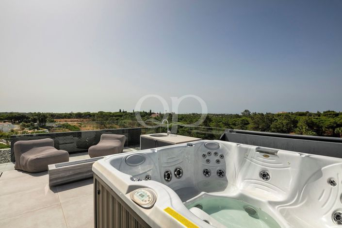 Image No.5-3 Bed House for sale