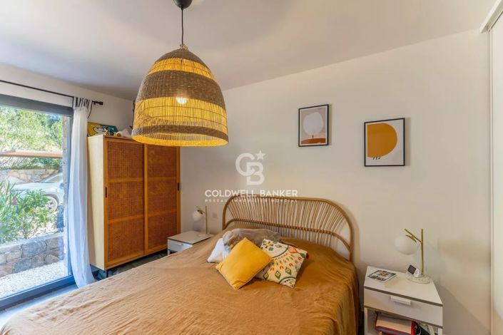 Image No.19-2 Bed Apartment for sale