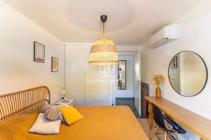 Image No.20-2 Bed Apartment for sale