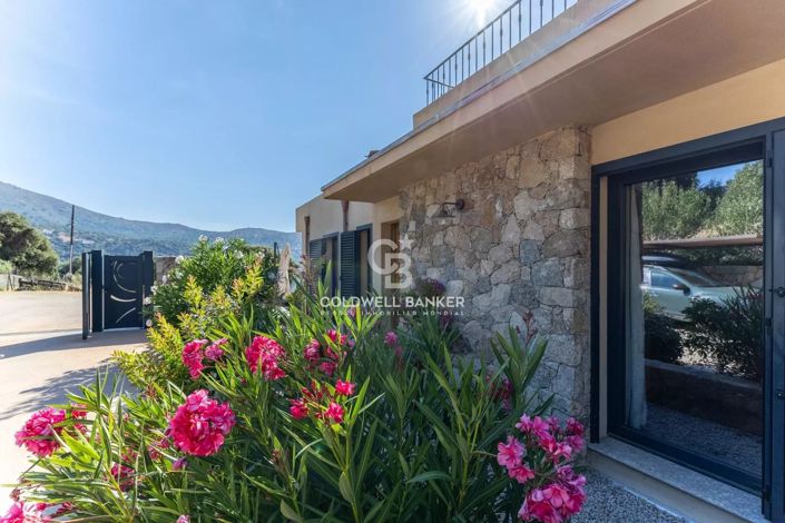 Image No.28-2 Bed Apartment for sale
