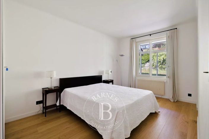 Image No.22-5 Bed House for sale