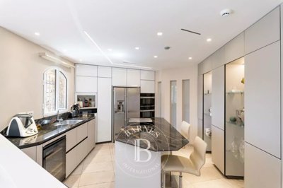 av2nqf2xssb8j9867