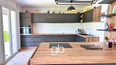 a0b722kkx2bhivfp15