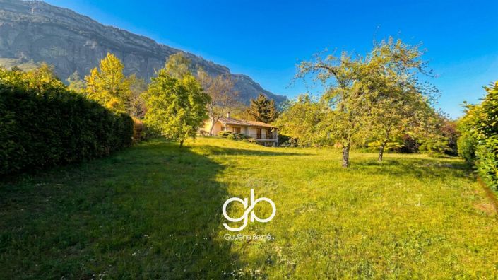 Image No.7-5 Bed House for sale