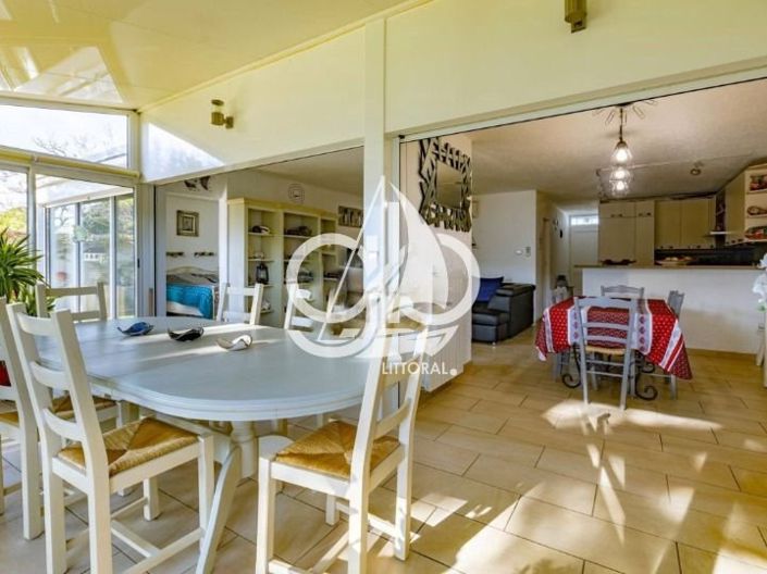 Image No.8-3 Bed Apartment for sale