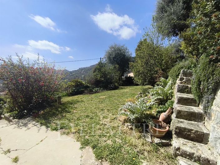 Image No.13-3 Bed House for sale