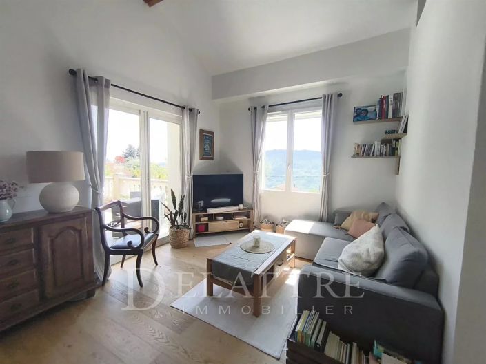 Image No.2-3 Bed House for sale