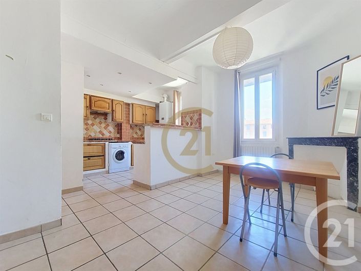 Image No.6-Appartement de 1 chambre à vendre à Draguignan