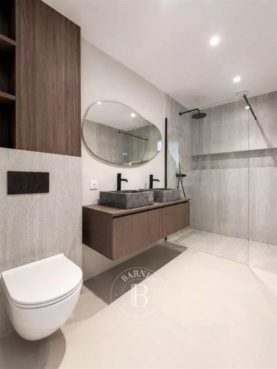 Image No.19-5 Bed House for sale