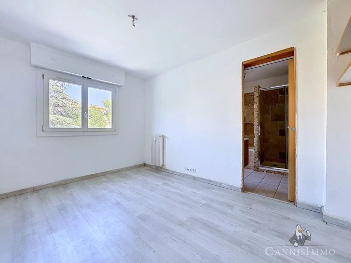 Image No.7-Appartement de 2 chambres à vendre à Le Cannet