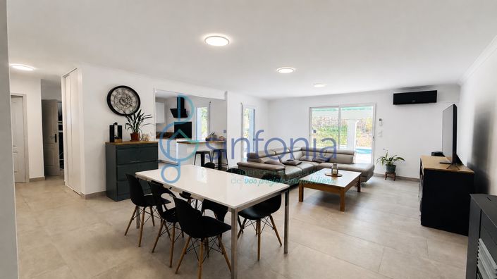 Image No.3-4 Bed House for sale