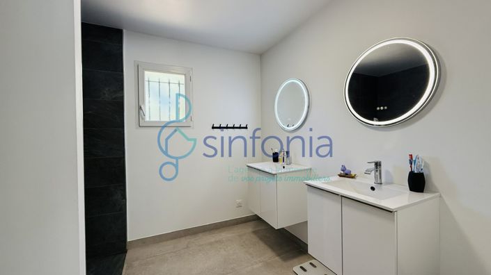 Image No.7-4 Bed House for sale