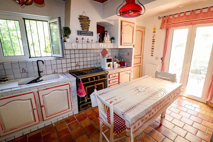 Image No.24-3 Bed House for sale