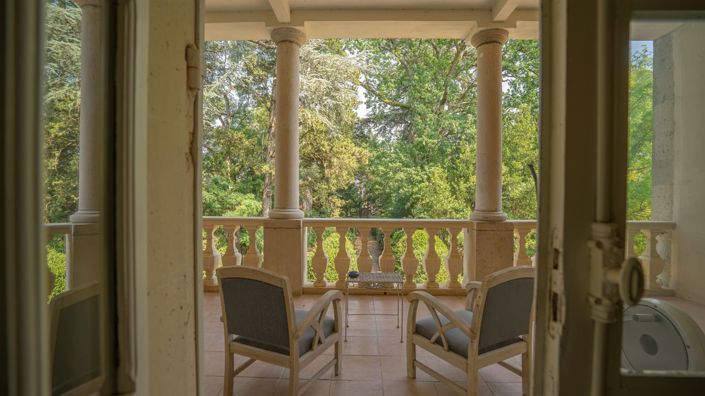 Image No.20-12 Bed Property for sale