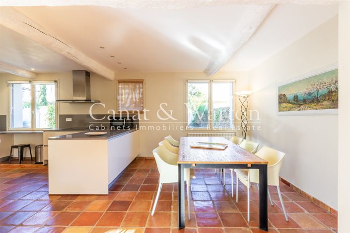 Image No.15-2 Bed House for sale