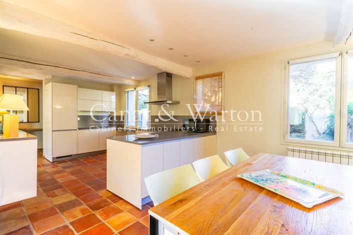Image No.4-2 Bed House for sale