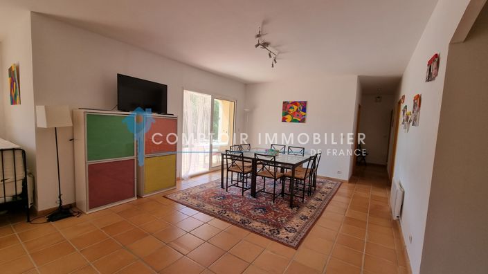 Image No.8-3 Bed House for sale