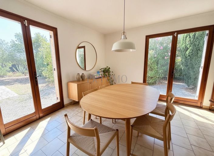 Image No.11-3 Bed House for sale