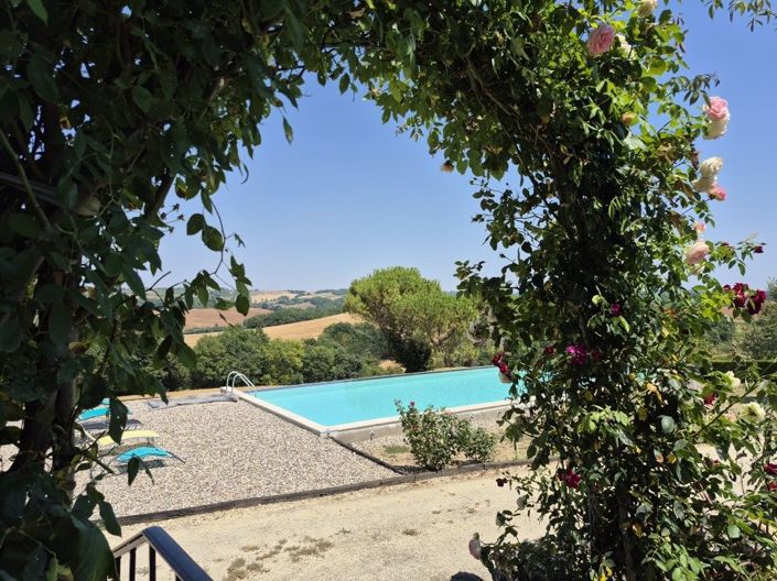 Image No.4-4 Bed House for sale