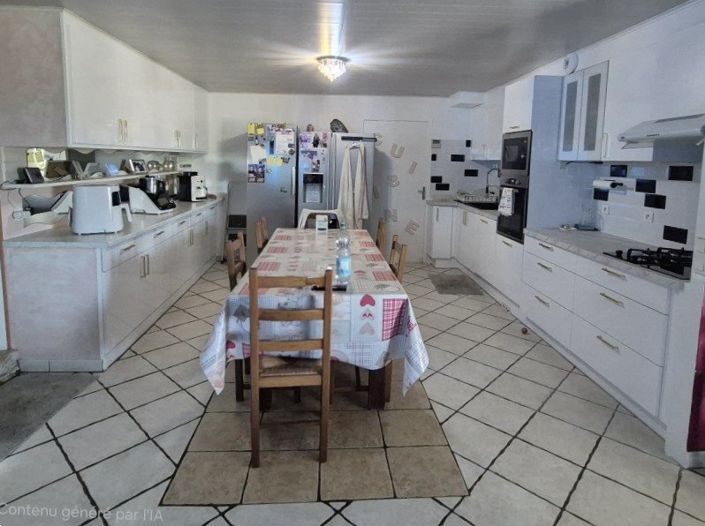 Image No.7-4 Bed House for sale