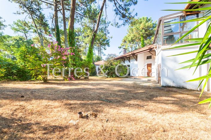 Image No.2-6 Bed House for sale