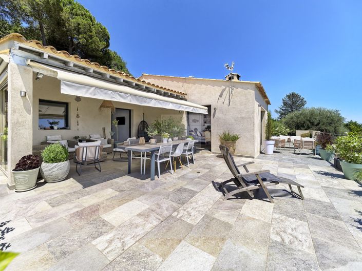 Image No.2-4 Bed House for sale