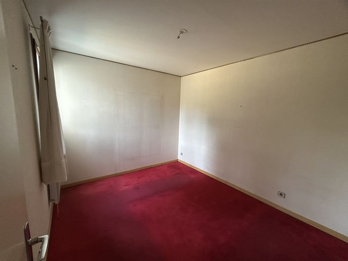 Image No.10-3 Bed Apartment for sale