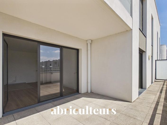 Image No.17-4 Bed Apartment for sale