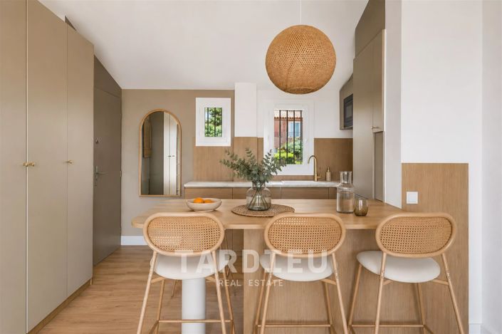 Image No.3-Appartement de 2 chambres à vendre à Cogolin