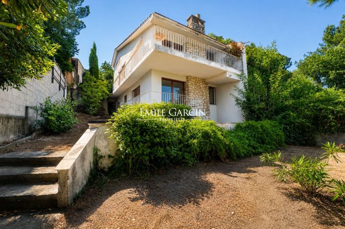 Image No.2-4 Bed House for sale