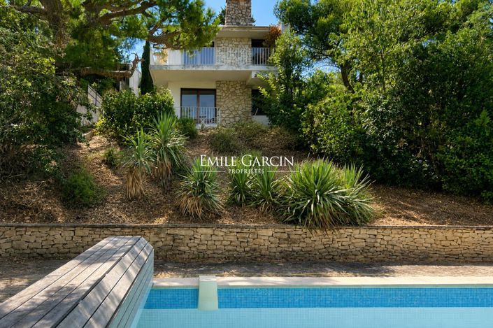 Image No.3-4 Bed House for sale