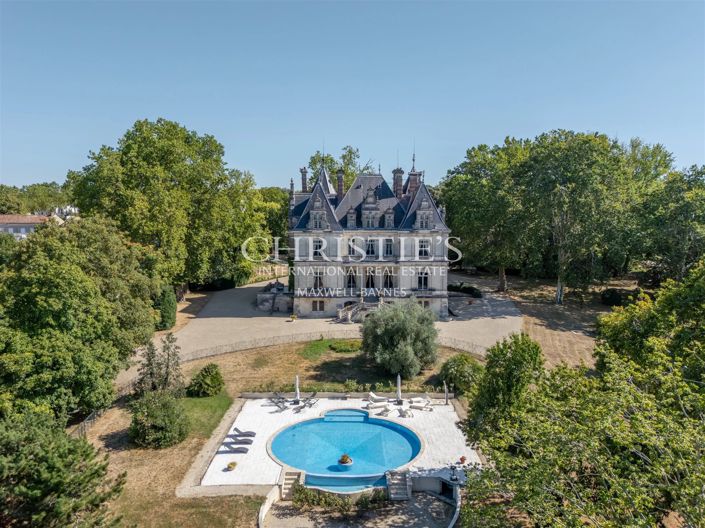 Image No.4-Propriété de 13 chambres à vendre à Cognac