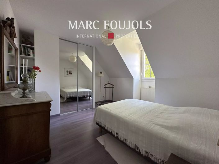 Image No.9-3 Bed House for sale