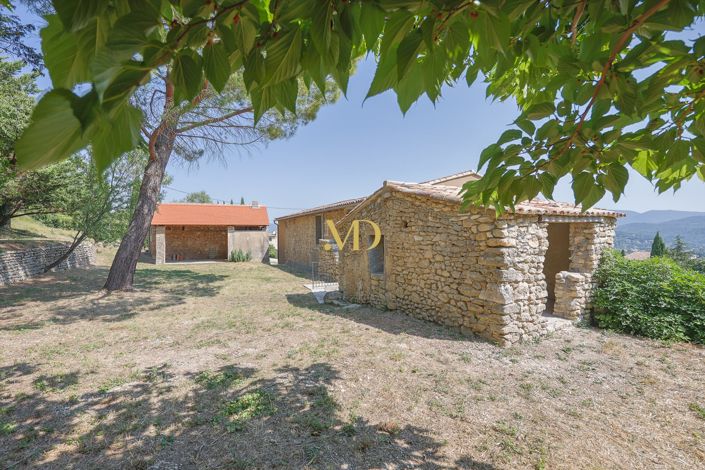 Image No.10-3 Bed House for sale