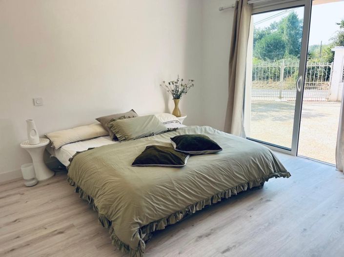 Image No.16-3 Bed House for sale